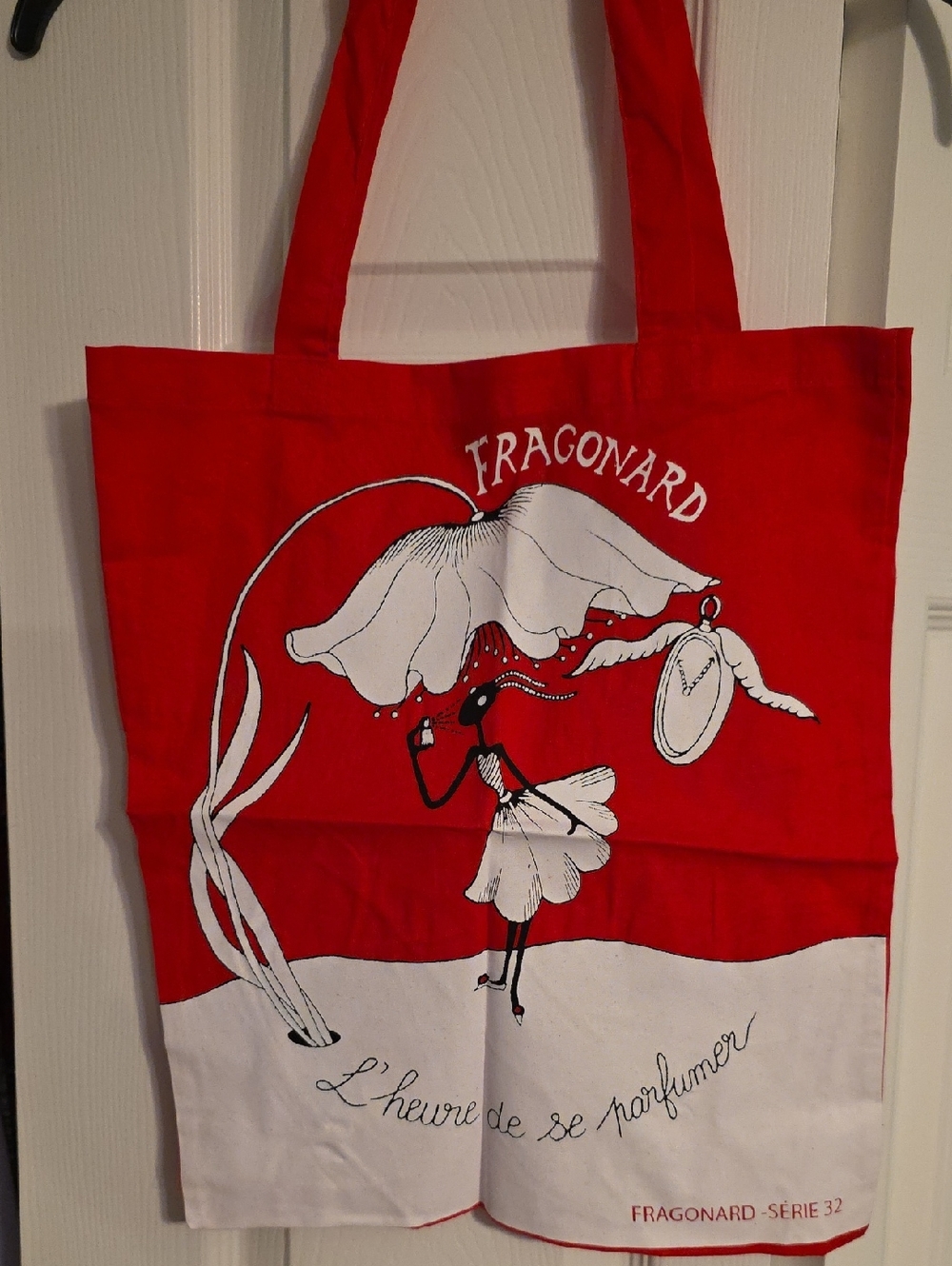 NWT, Fragonard Red Canvas Tote Bag with White Illustration. " Serie 32 "
